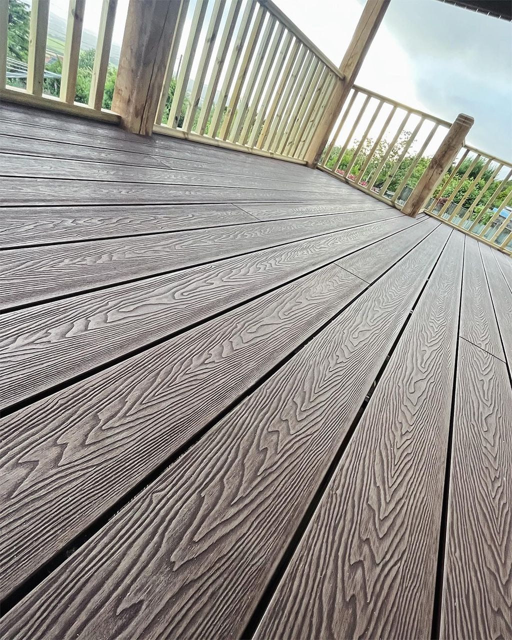 CDB Composite Decking 3.6m - Embossed Coffee