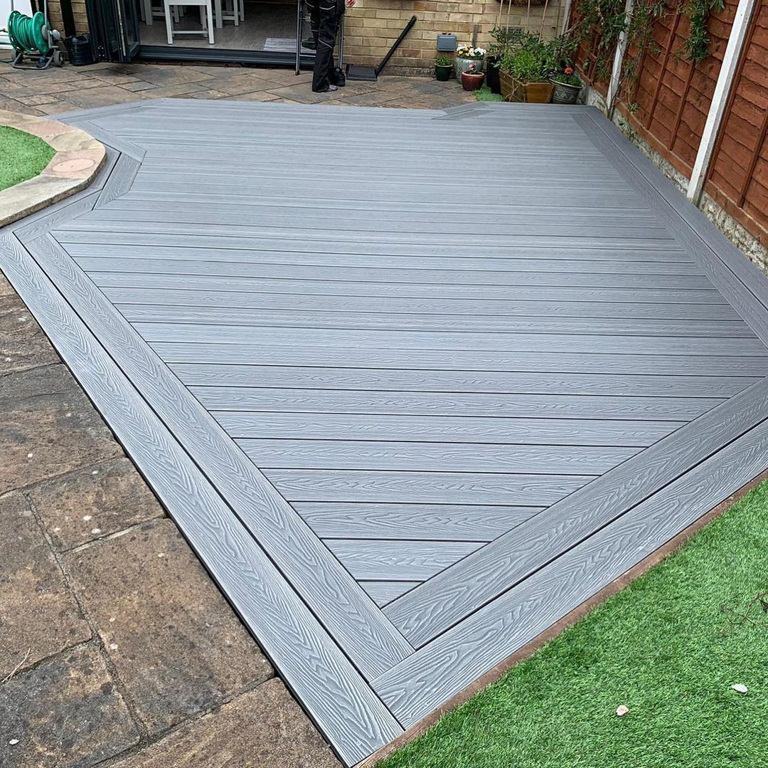 CDB Composite Decking 2.2m - Embossed Anthracite